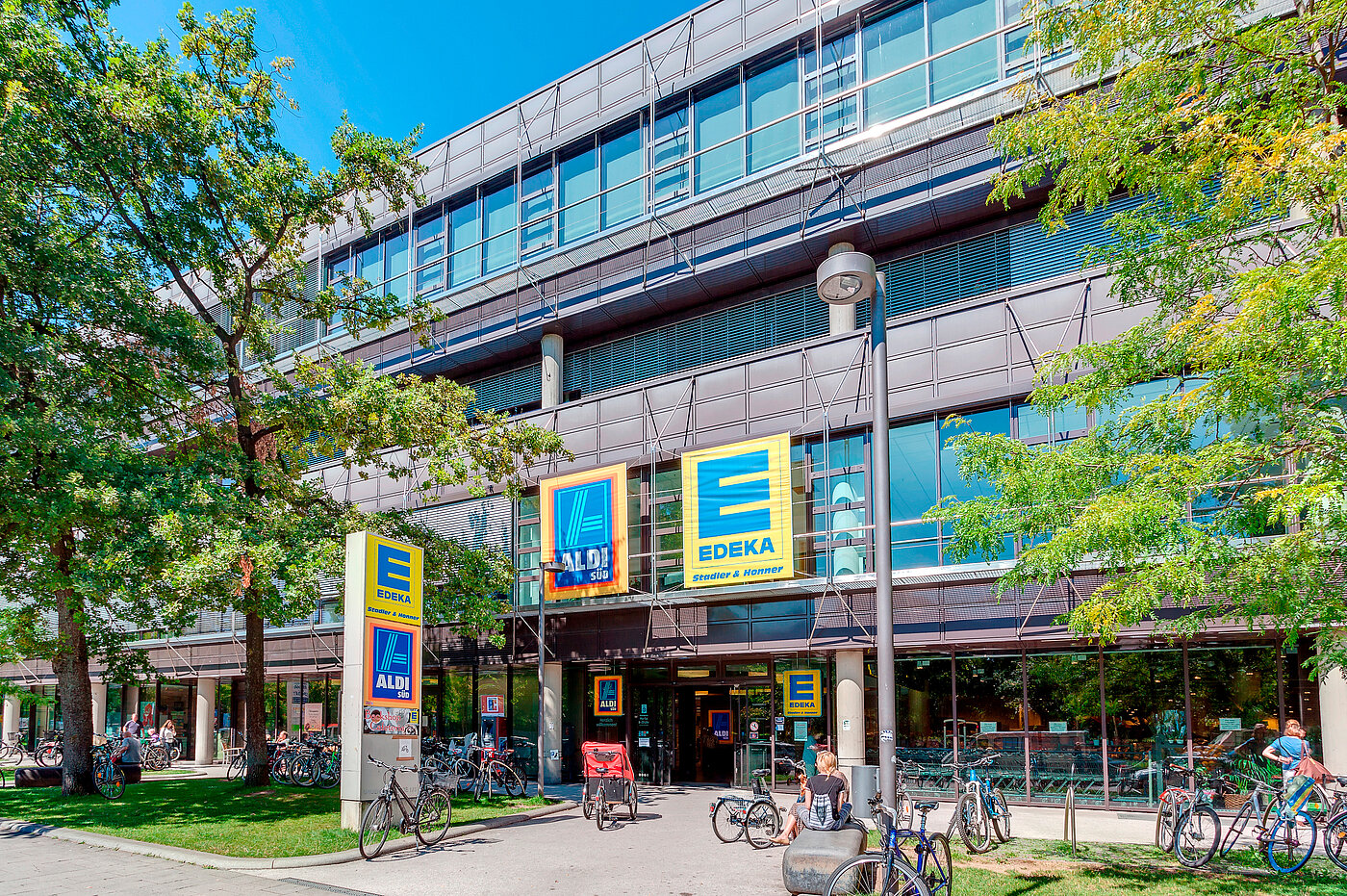 Apartamento de 2 habitaciones | München-Schwabing | 70153 | ...zahlreichen Einkaufsmöglichkeiten