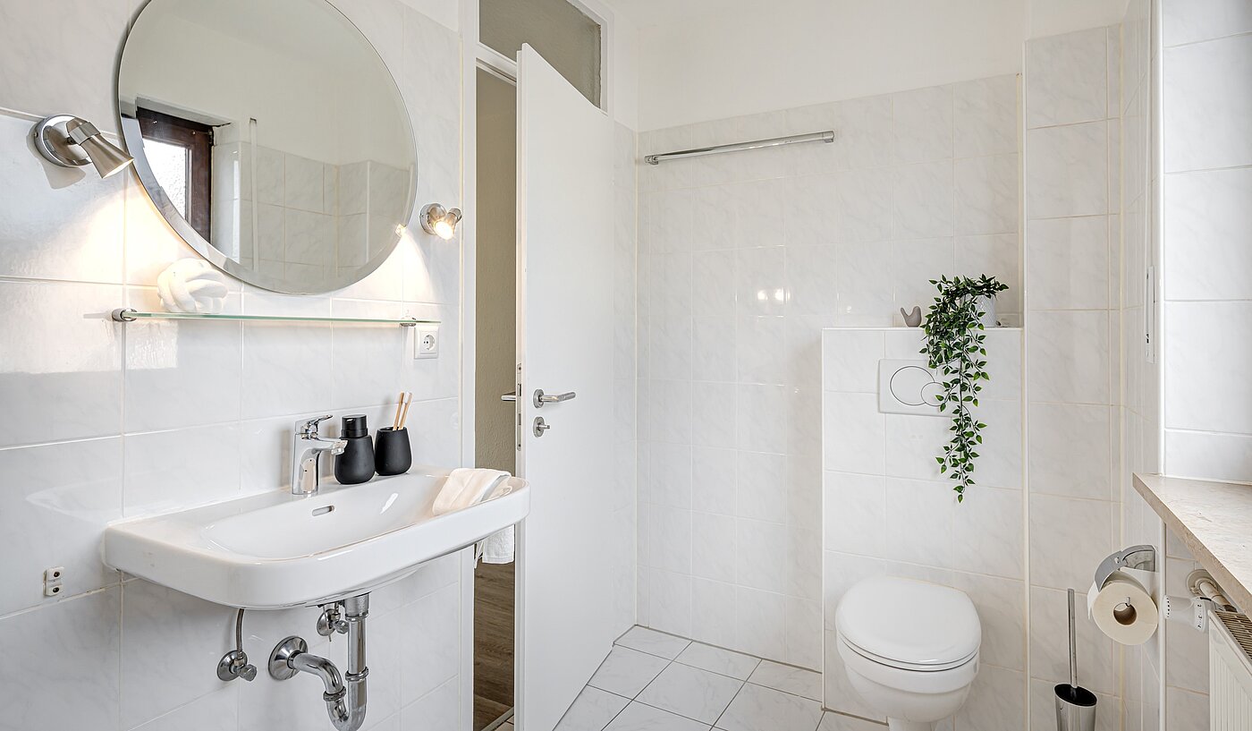 Casa centro adosada  de 5 habitaciones | Unterschleißheim | 70187 | Helles Badezimmer...