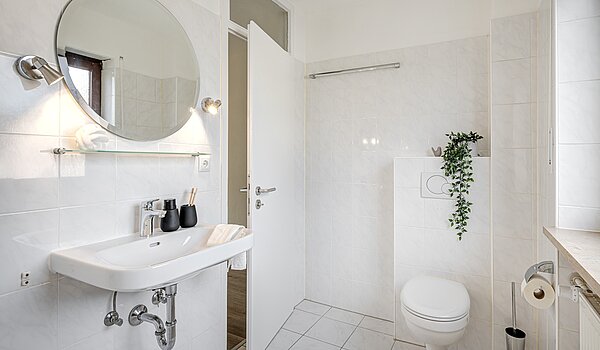 Casa centro adosada  de 5 habitaciones | Unterschleißheim | 70187 | Helles Badezimmer...