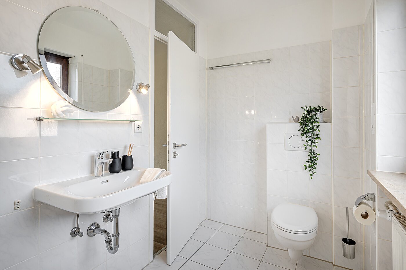 Casa centro adosada  de 5 habitaciones | Unterschleißheim | 70187 | Helles Badezimmer...