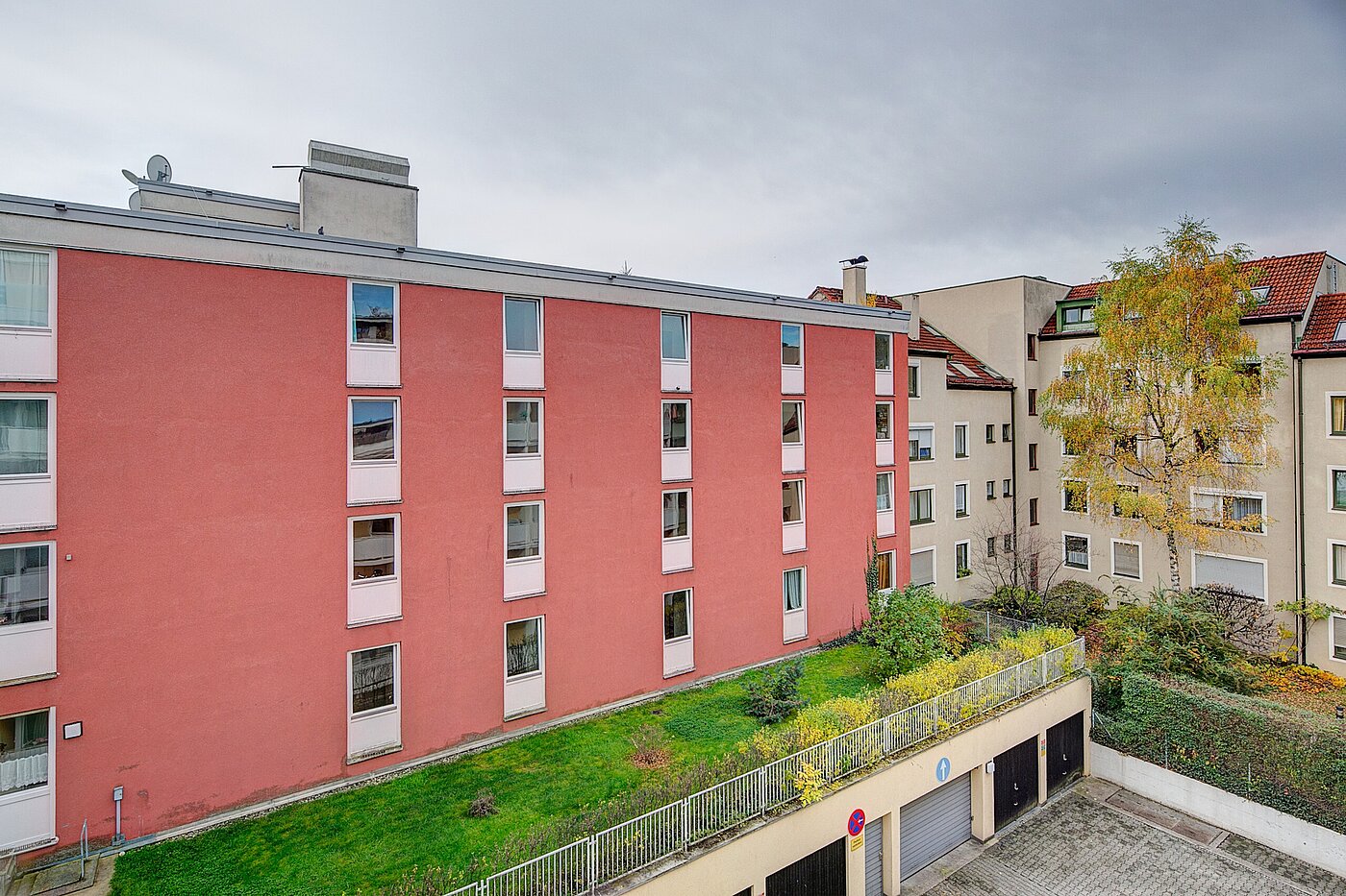 Apartamento de 1 habitación | München-Berg am Laim | 70064 | Blick in den Innenhof