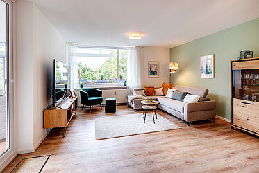 Unterhaching: moderno piso de tres habitaciones con una soleada galería orientada al sur que te enamorará