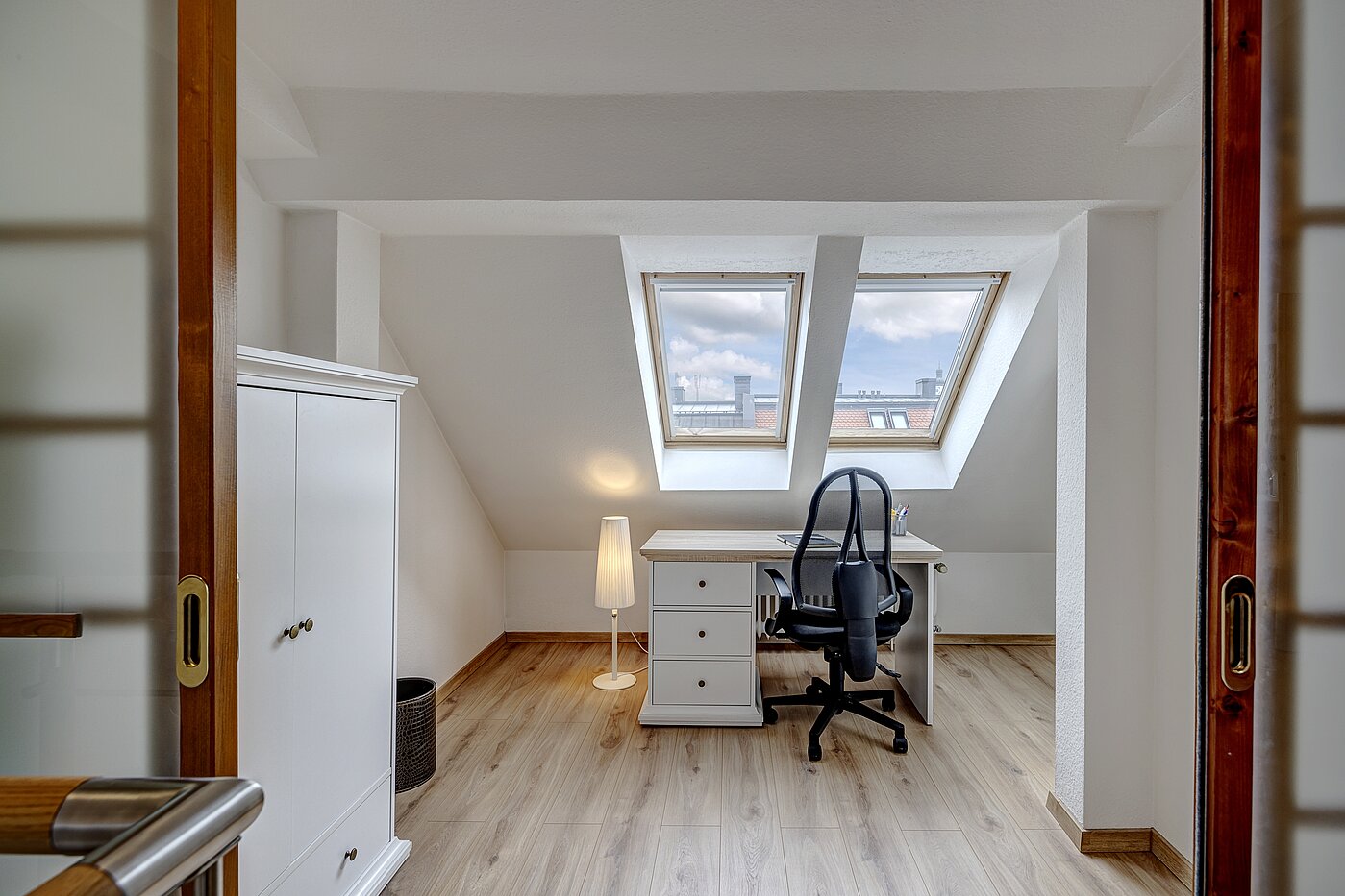 Piso ático de 4.5 habitaciones | München-Ludwigsvorstadt | 70461 | Wohnen / Essen