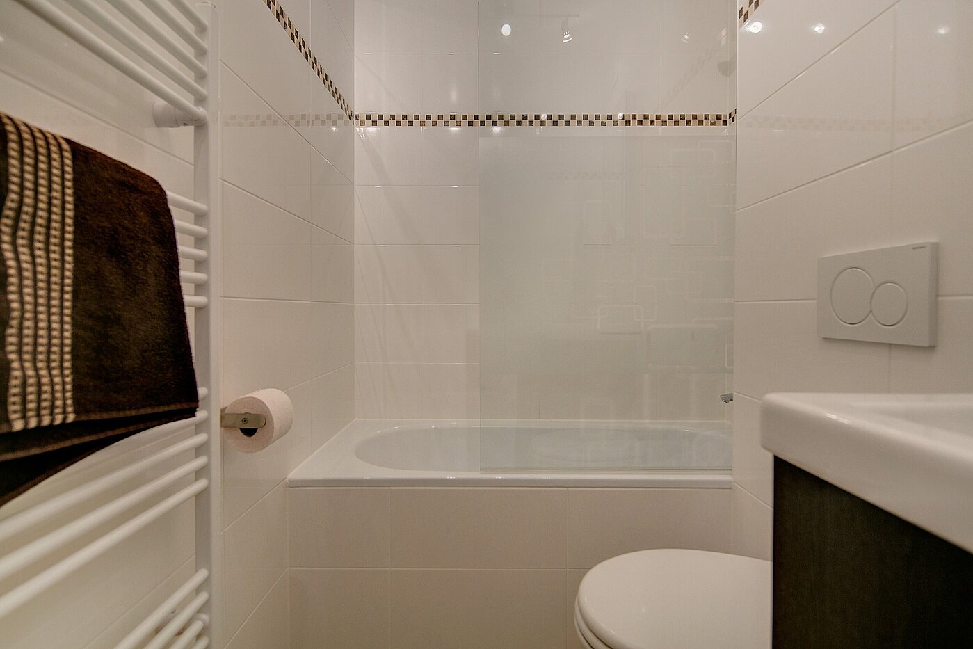 Apartamento de 1 habitación | München-Berg am Laim | 2209ML2 | ...mit Badewanne