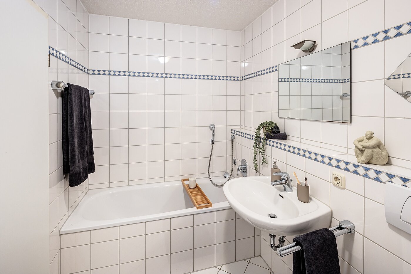 Piso dúplex  de 3.5 habitaciones | München-Trudering | 70238 | Bad mit Badewanne...