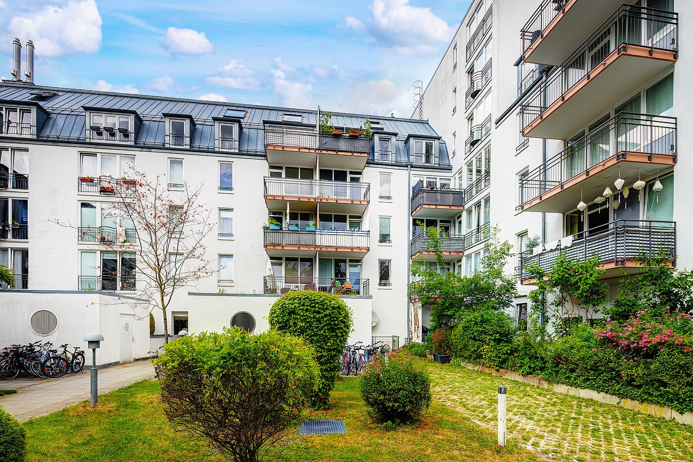 Apartamento de 2 habitaciones | München-Obersendling | 70039 | Rückansicht der Anlage