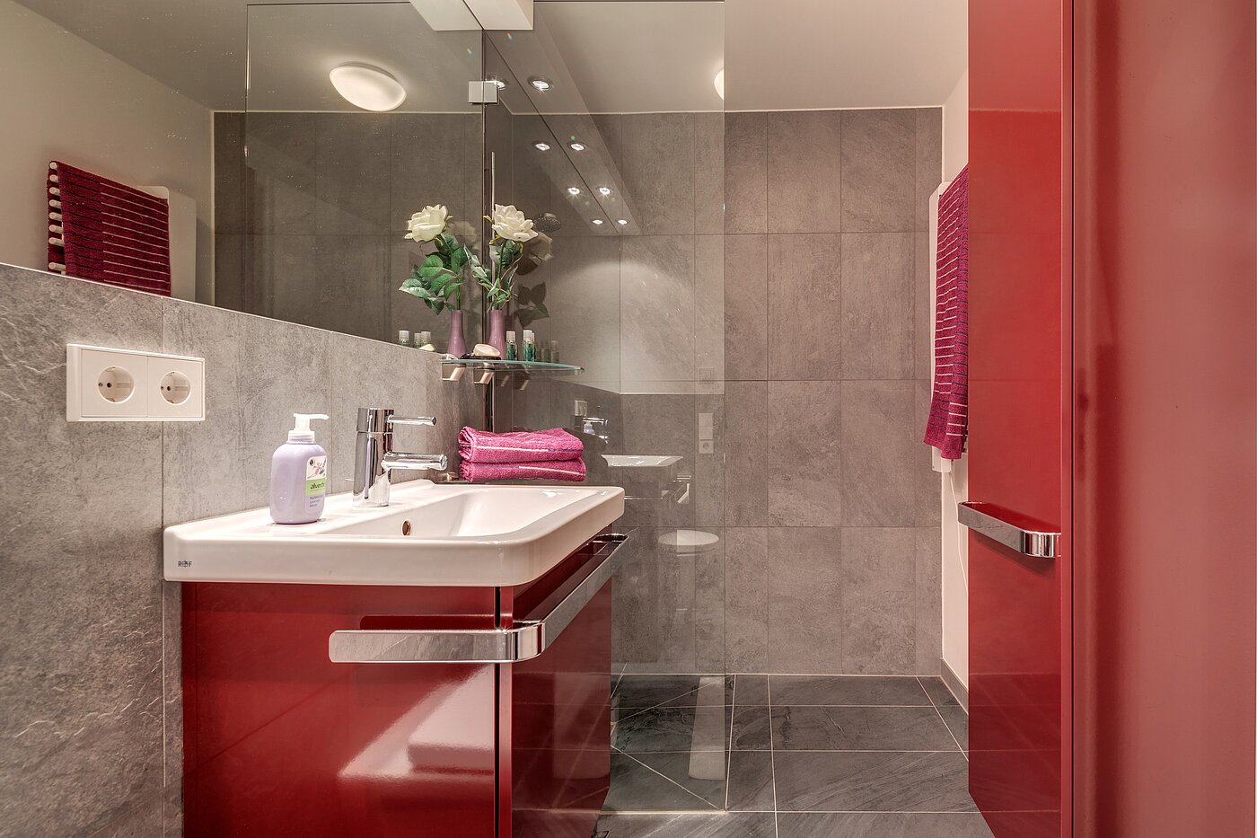 Apartamento de 2 habitaciones | München-Pasing | 70071 | ...begehbarer Dusche