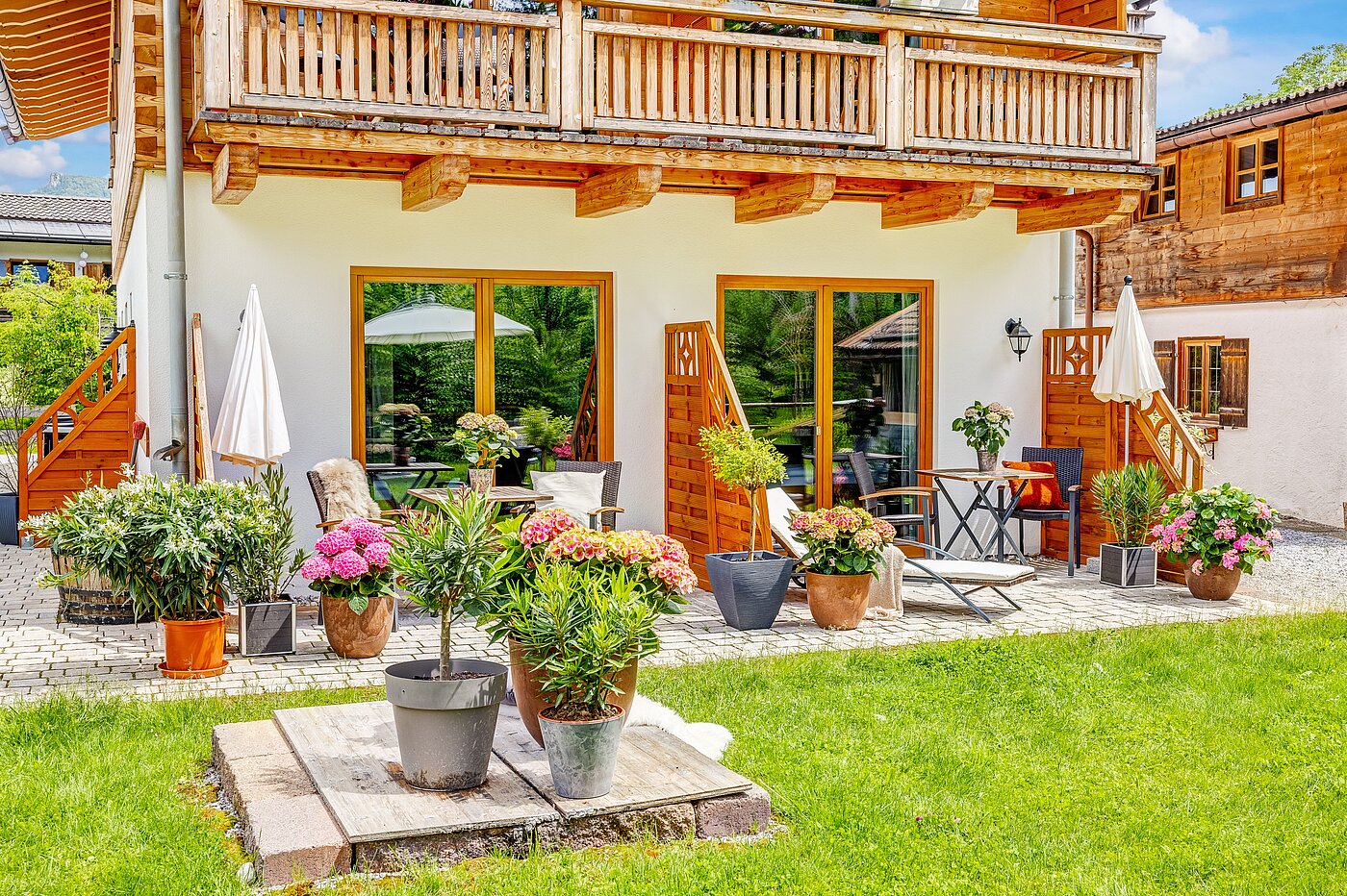 Apartamento de 6 habitaciones | 70095 | ...sowie sonniger Terrasse