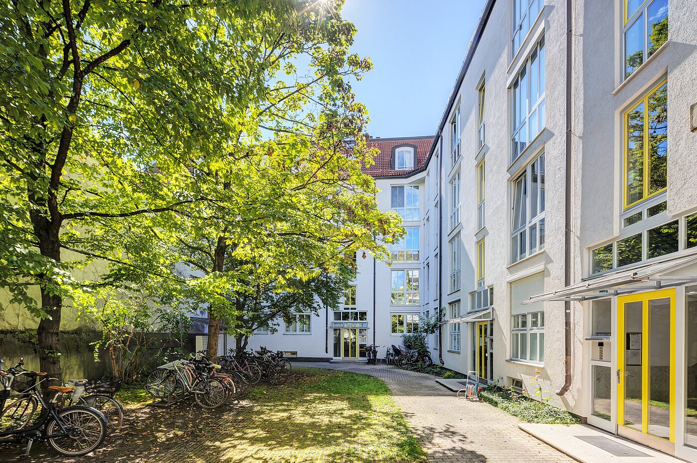 Apartamento de 1 habitación | München-Schwabing | 70249 | Hauseingang