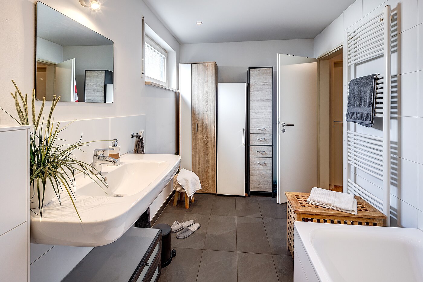 Adosado esquinero de 6 habitaciones | Germering | 70033 | ...und Fenster
