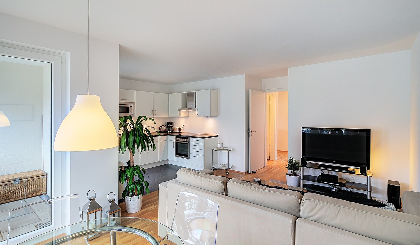 Apartamento de 3 habitaciones | München-Moosach | 70164 | ...mit Zugang zur Loggia