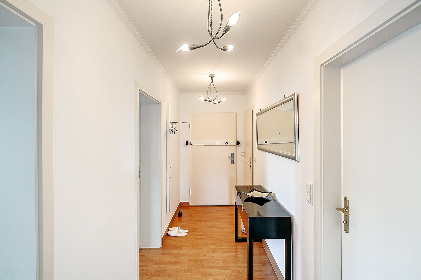 Apartamento de 2 habitaciones | München-Schwabing | 2102ML3 | Der zentrale Flur von dem ...