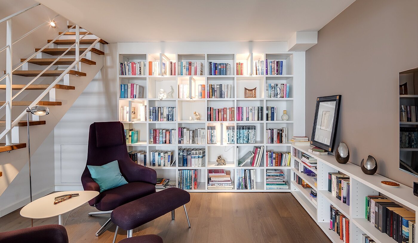 Apartamento de 5 habitaciones | München-Maxvorstadt | 1807ML1 | Fernseh- und Leseraum