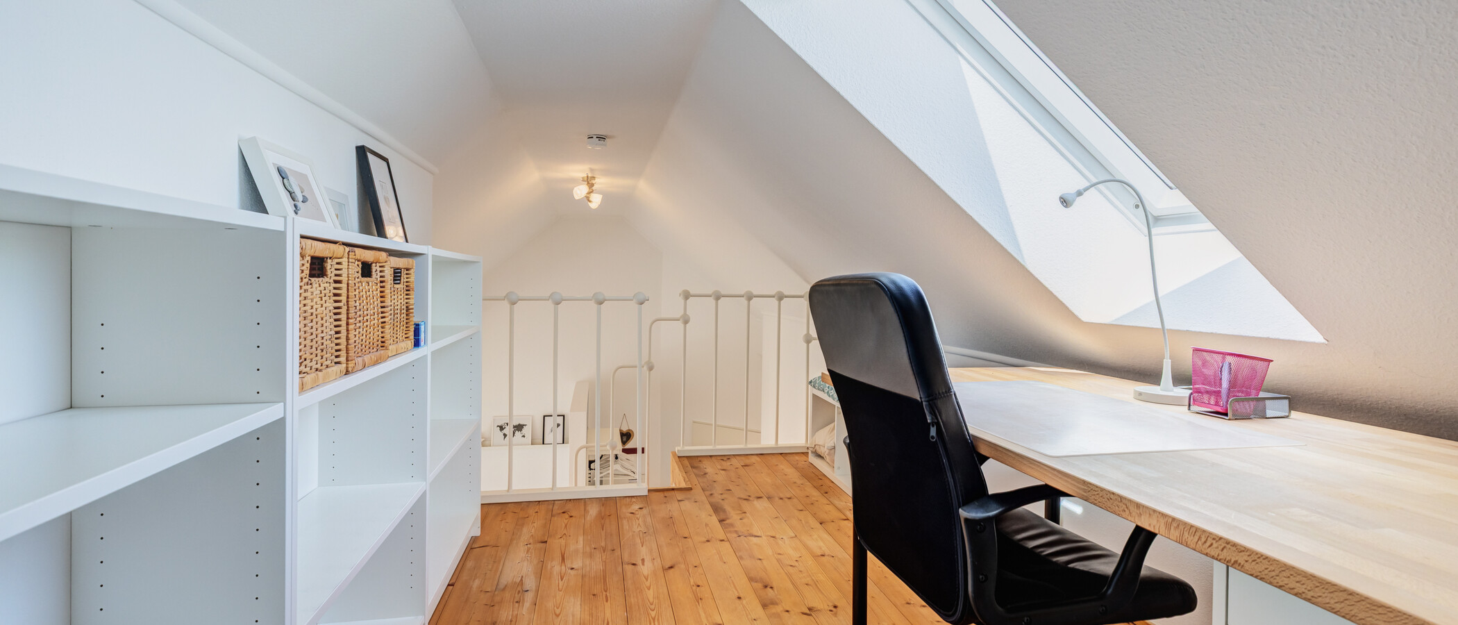 piso con galería Neuried 02 área de trabajo 10043