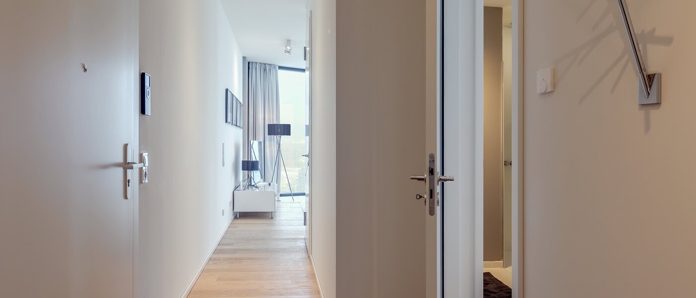 Loft München Nymphenburg 04 pasillo 10348