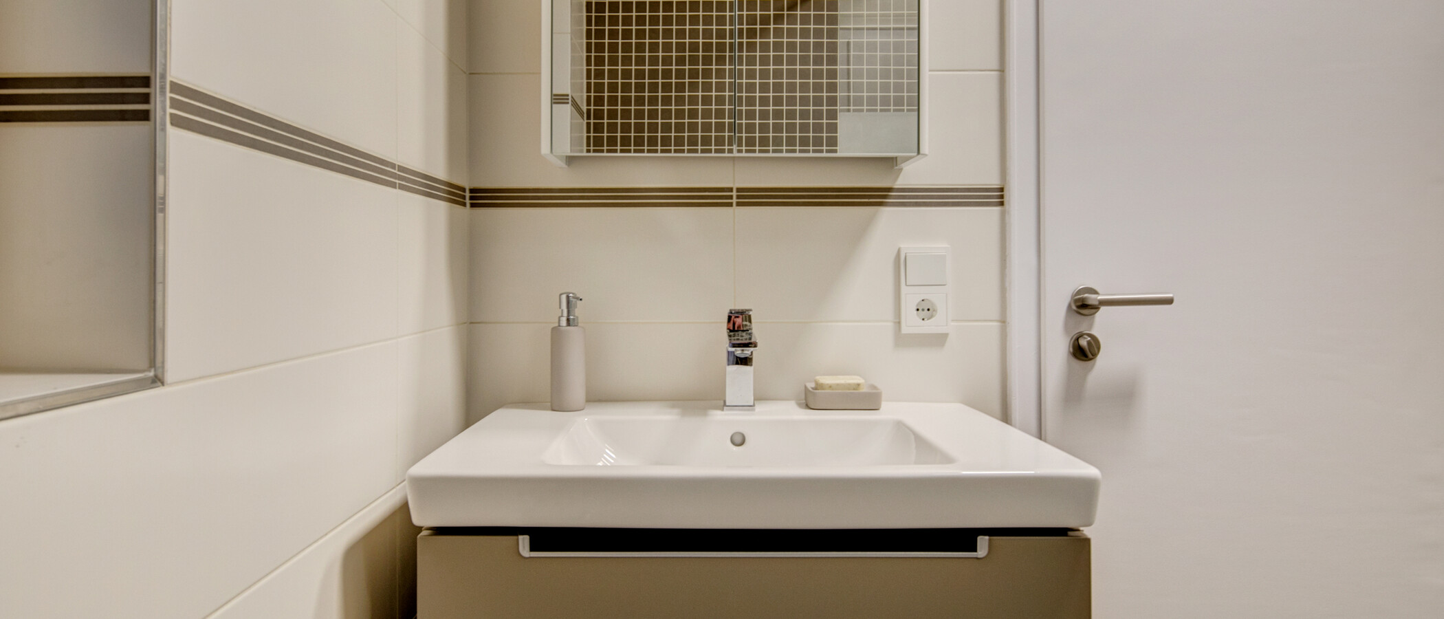 apartamento München Schwabing-West (rund um den Bonner Platz) 02 baño 10412