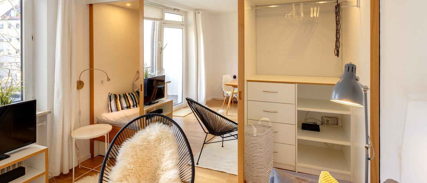 apartamento München Schwabing-West (rund um den Hohenzollernplatz) 03 zona de día  10458