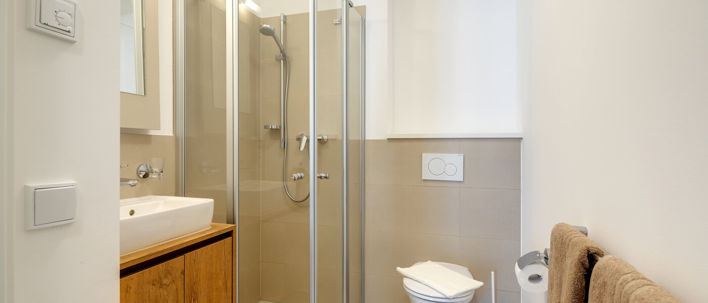 apartamento München Am Hart 01 2. baño 10529