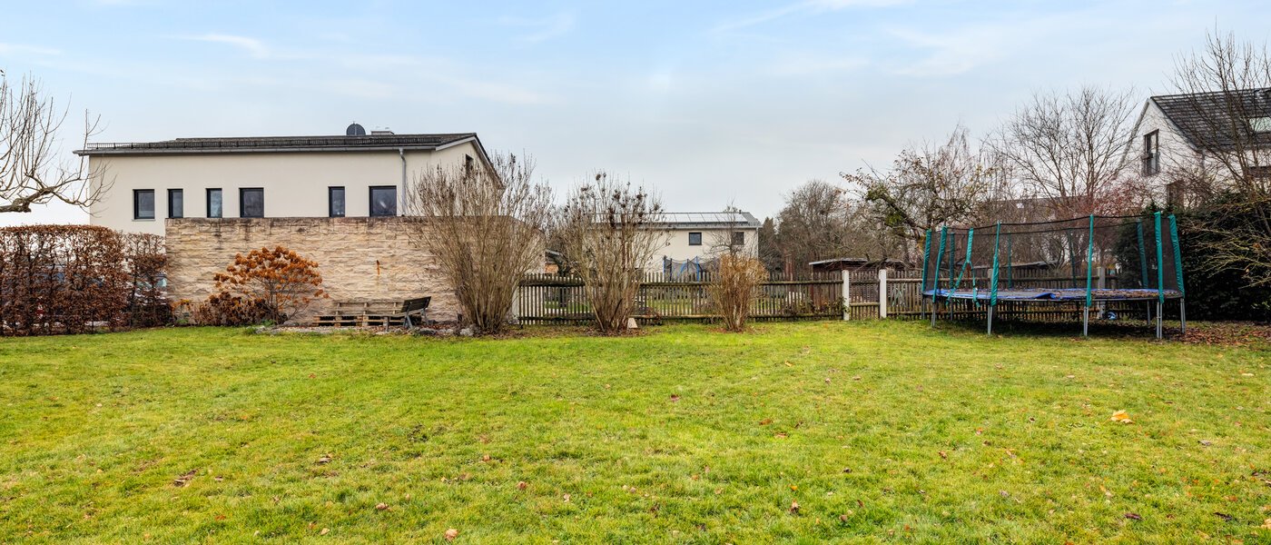 casa unifamiliar Olching 04 jardín 10562