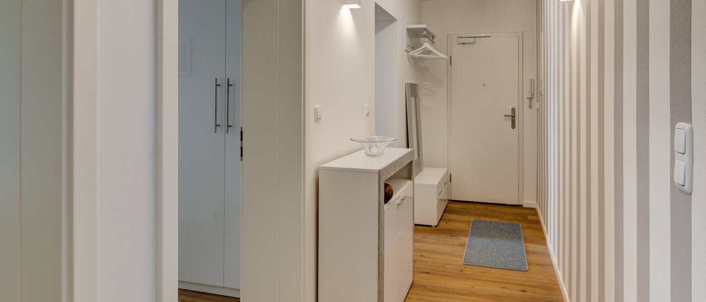 apartamento München Westend 01 pasillo 10583