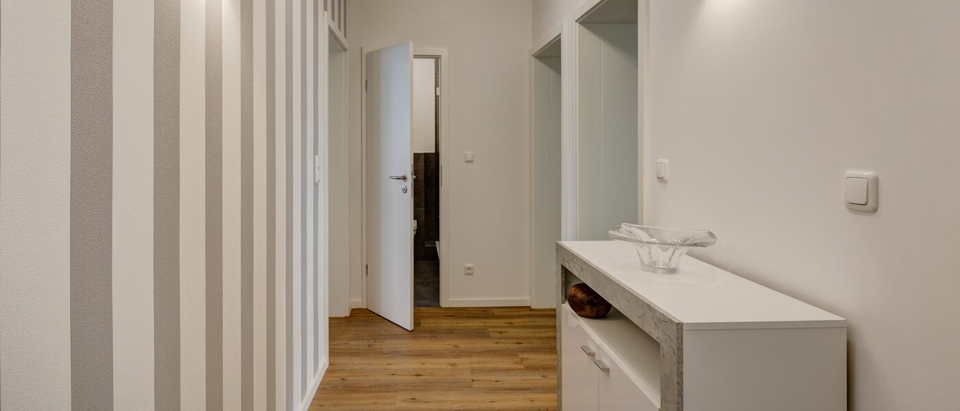 apartamento München Westend 02 pasillo 10583