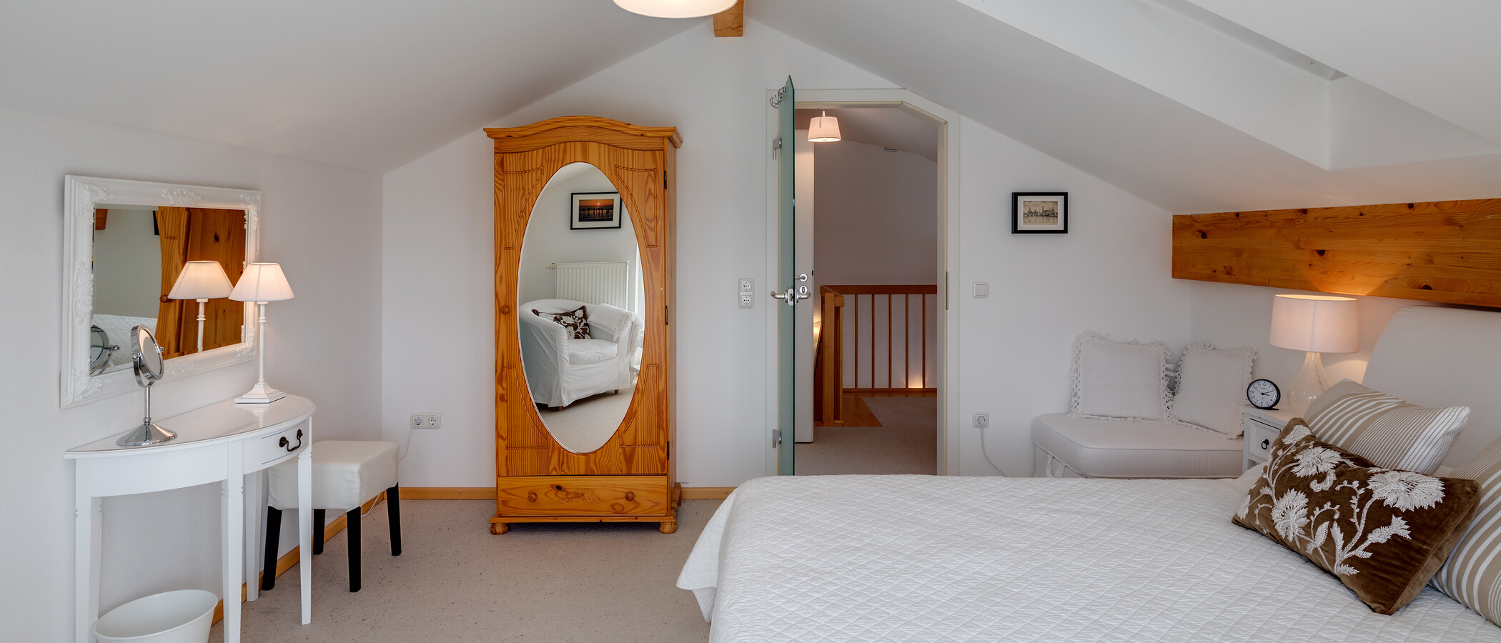 dúplex con galería Tutzing 05 dormitorio 10604