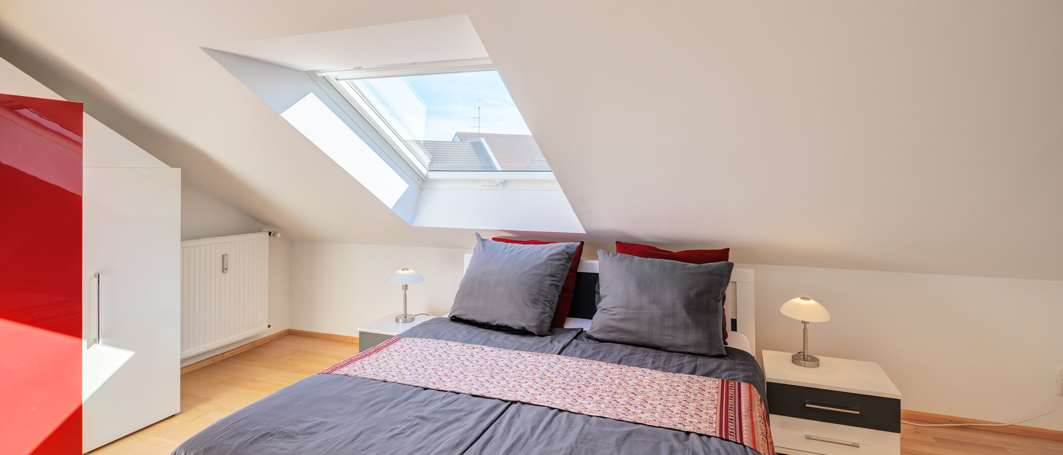 ático Gräfelfing 01 1. dormitorio 10636