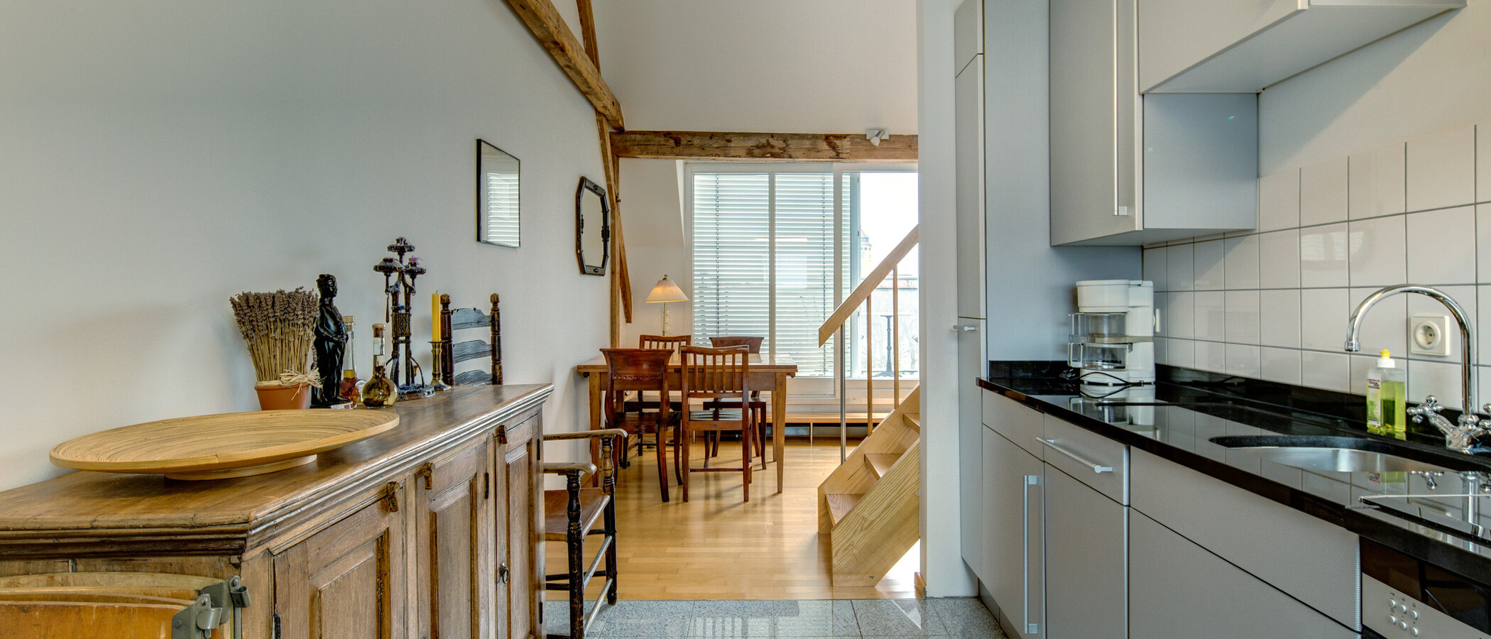 piso con galería München Schwabing (links der Leopoldstraße) 03 cocina 1090