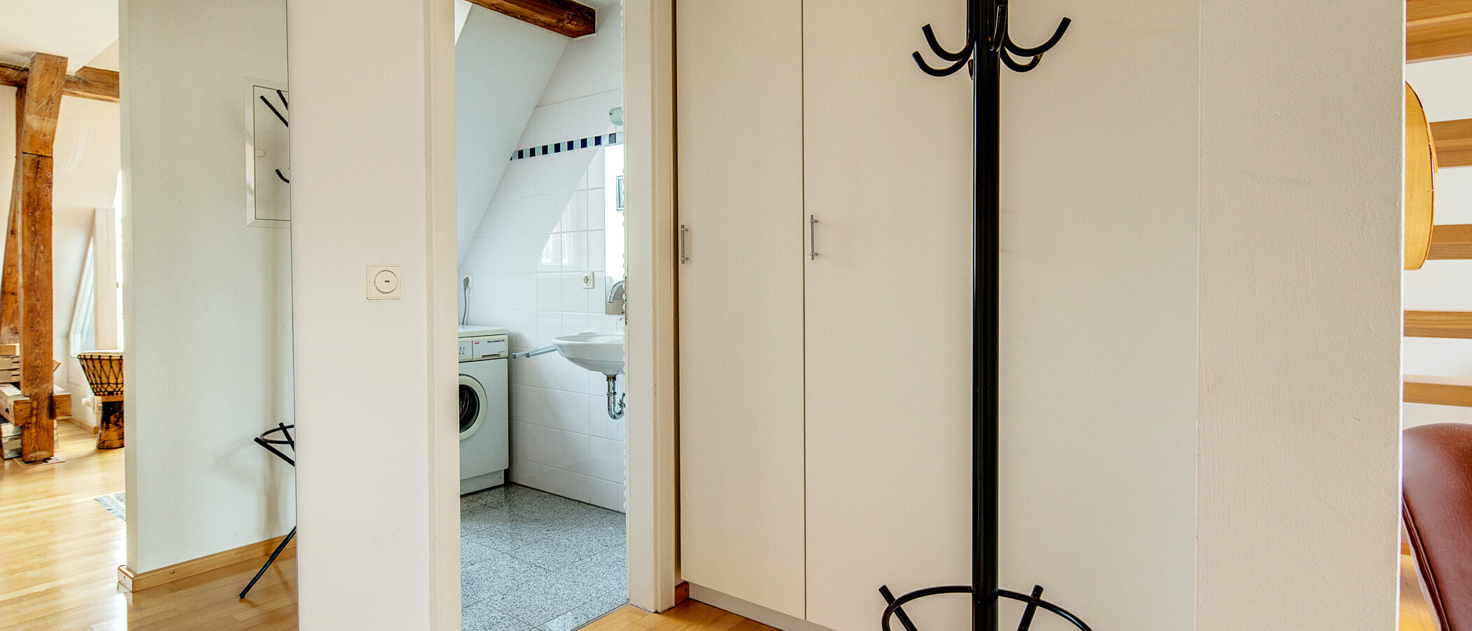 piso con galería München Schwabing (links der Leopoldstraße) 01 pasillo 1090