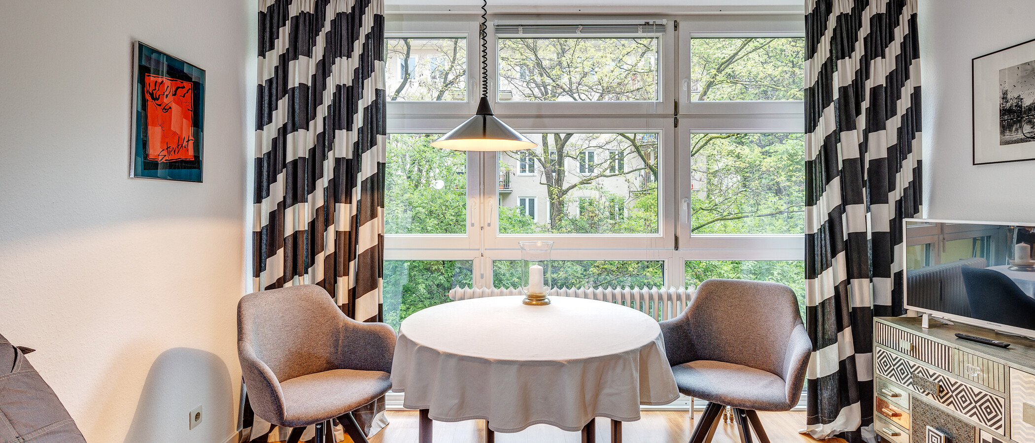 apartamento München Schwabing (links der Leopoldstraße) 02 zona de día  1095