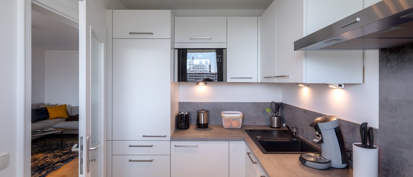 apartamento München Schwabing (links der Leopoldstraße) 01 cocina 11029