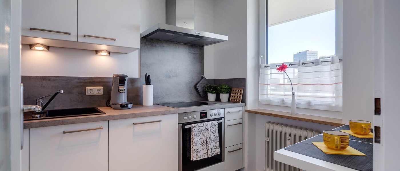 apartamento München Schwabing (links der Leopoldstraße) 03 cocina 11029