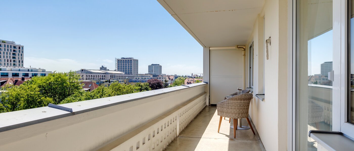 apartamento München Schwabing (links der Leopoldstraße) 01 balcón 11029