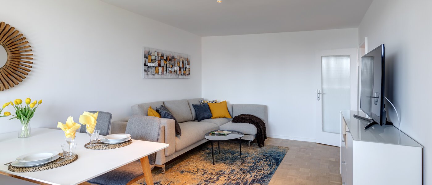 apartamento München Schwabing (links der Leopoldstraße) 03 sala de estar 11029