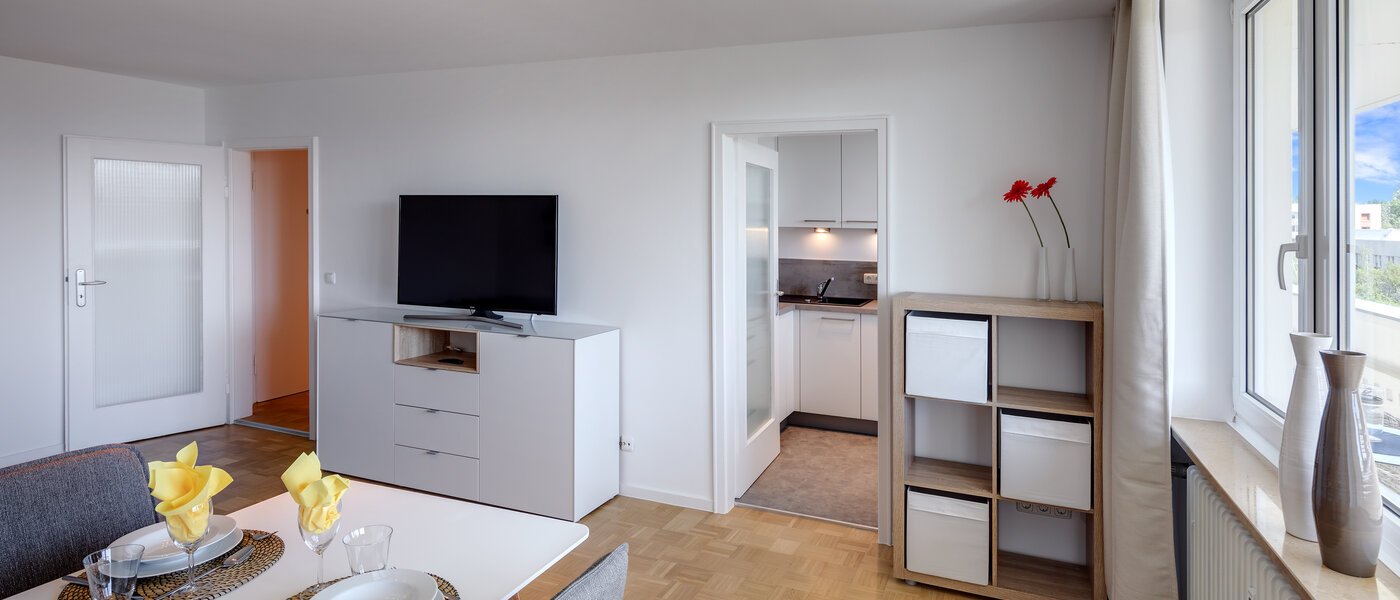 apartamento München Schwabing (links der Leopoldstraße) 04 sala de estar 11029
