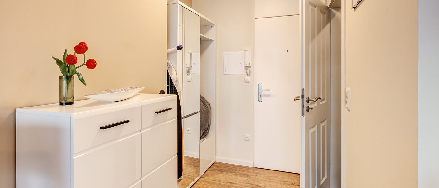 apartamento München Arabellapark 01 pasillo 11073