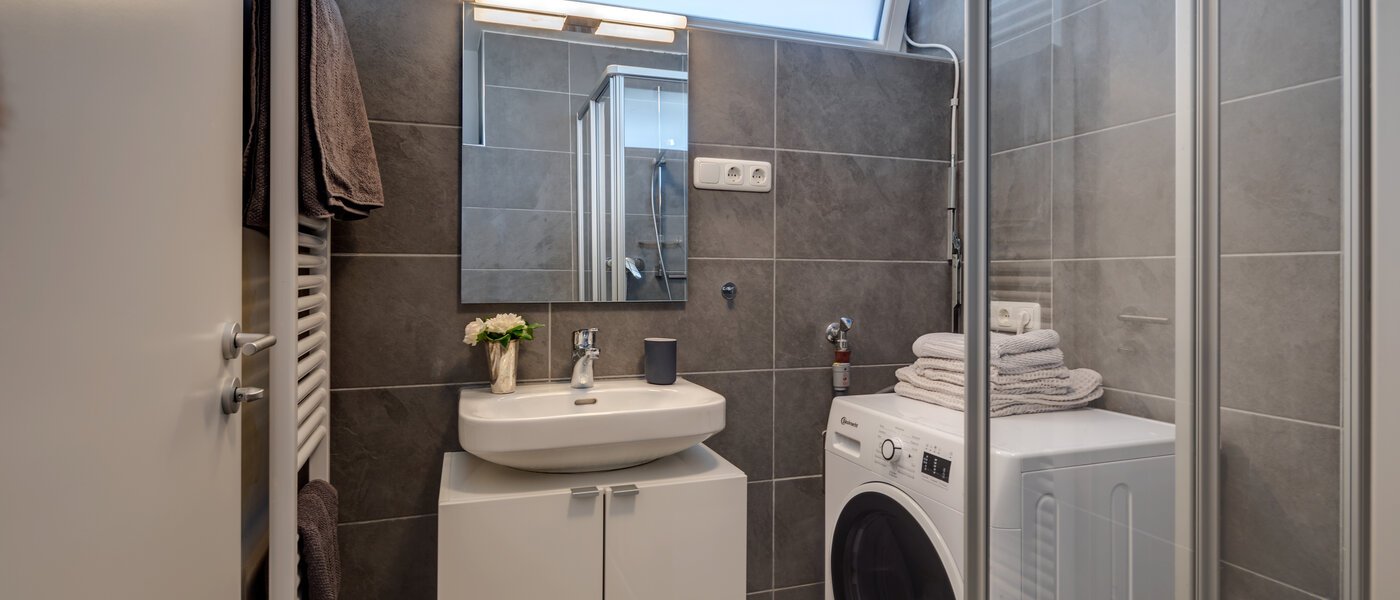 ático con terraza München Bogenhausen 01 baño 11076