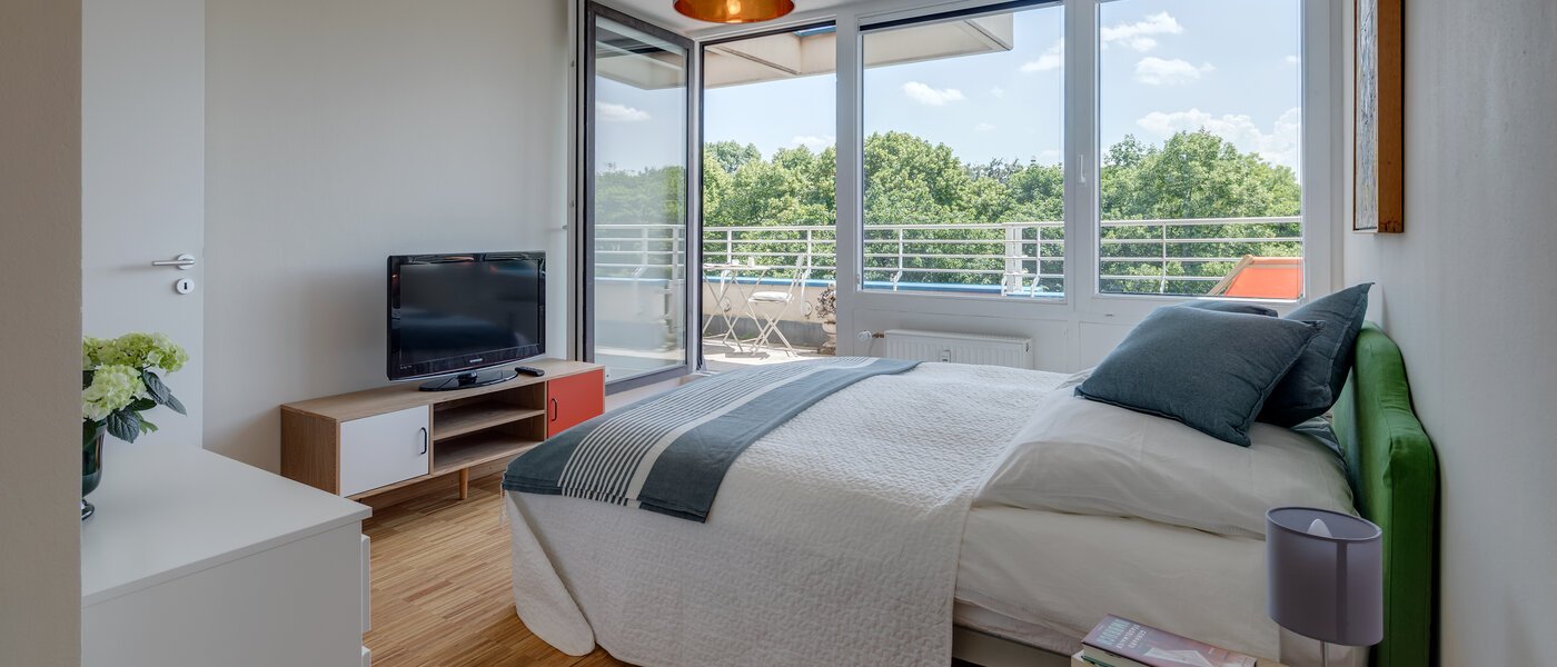 ático con terraza München Bogenhausen 02 dormitorio 11076