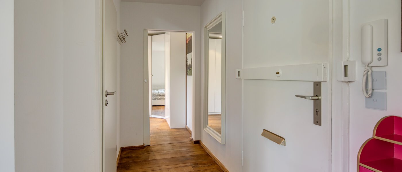 apartamento München Schwabing 01 pasillo 11220