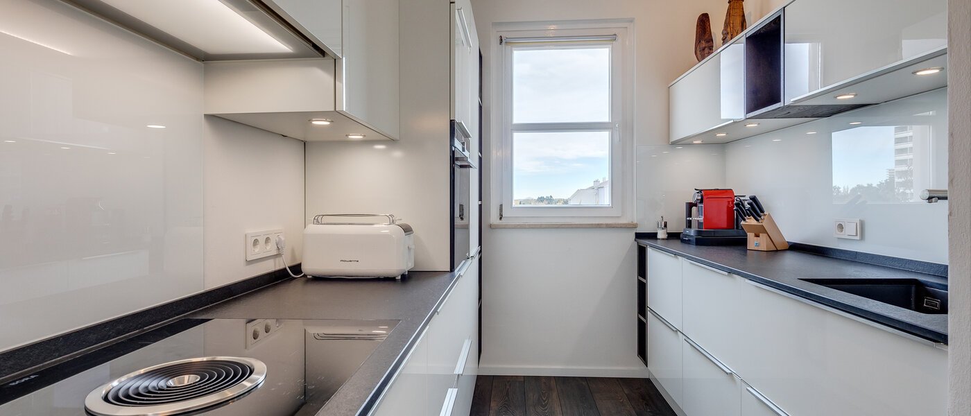 ático con terraza München Arabellapark 03 cocina 11226