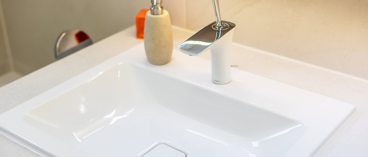 ático con terraza München Arabellapark 02 baño 11226