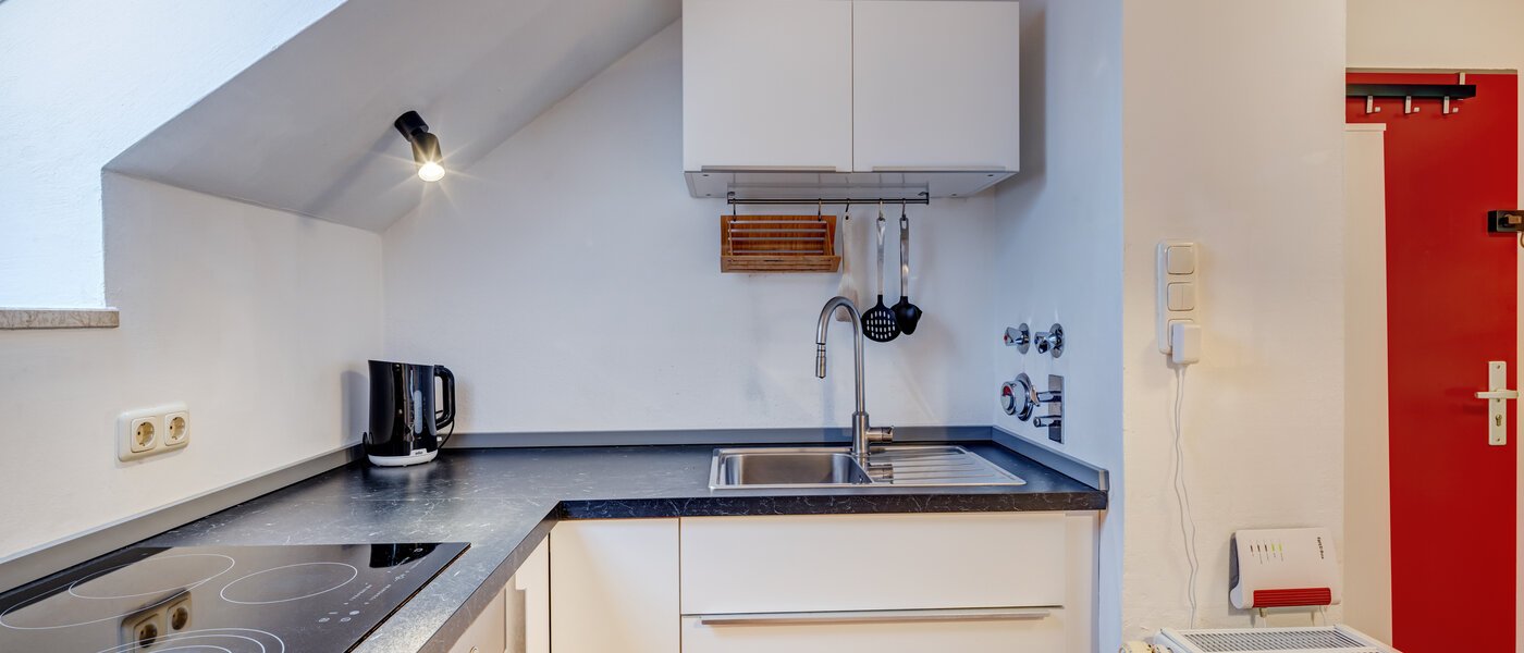 ático con terraza München Schwabing-Nord (zw. Leopoldstraße & Englischen Garten) 03 cocina 11235