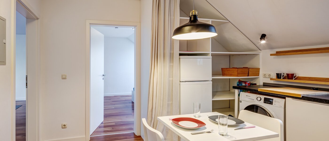 ático con terraza München Schwabing-Nord (zw. Leopoldstraße & Englischen Garten) 03 pasillo 11235