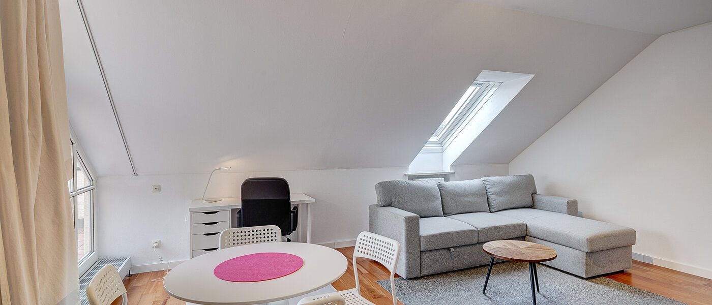 ático con terraza München Schwabing-Nord (zw. Leopoldstraße & Englischen Garten) 01 zona de día  11235