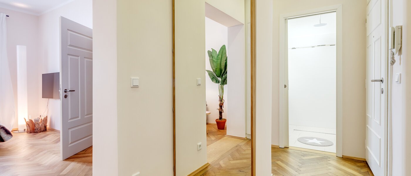 apartamento München Glockenbachviertel 01 pasillo 11255