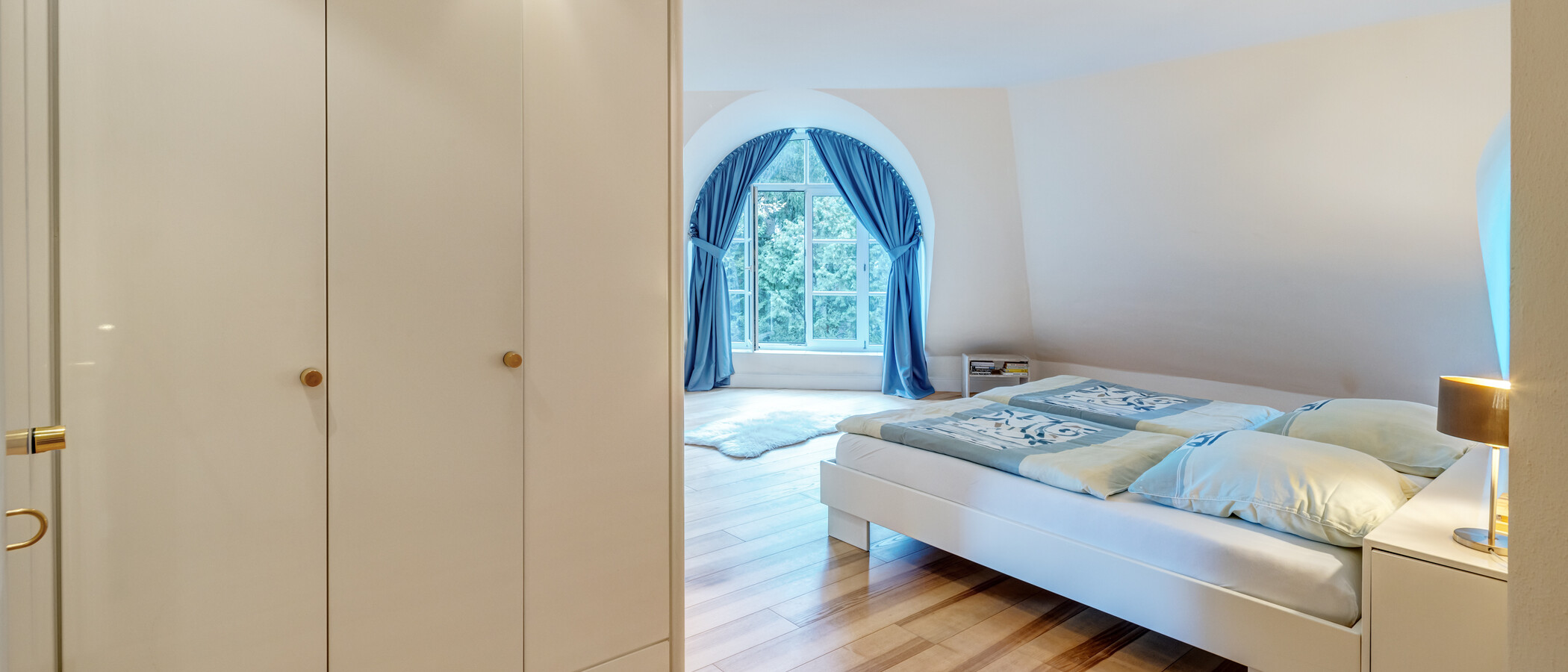 ático con terraza München Menterschwaige 01 1. dormitorio 11267