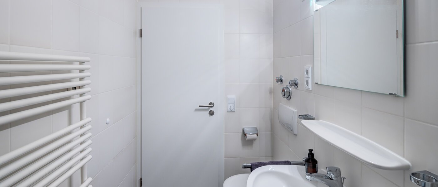 apartamento München Schwabing-Nord (zw. Leopoldstraße & Englischen Garten) 02 baño 11551