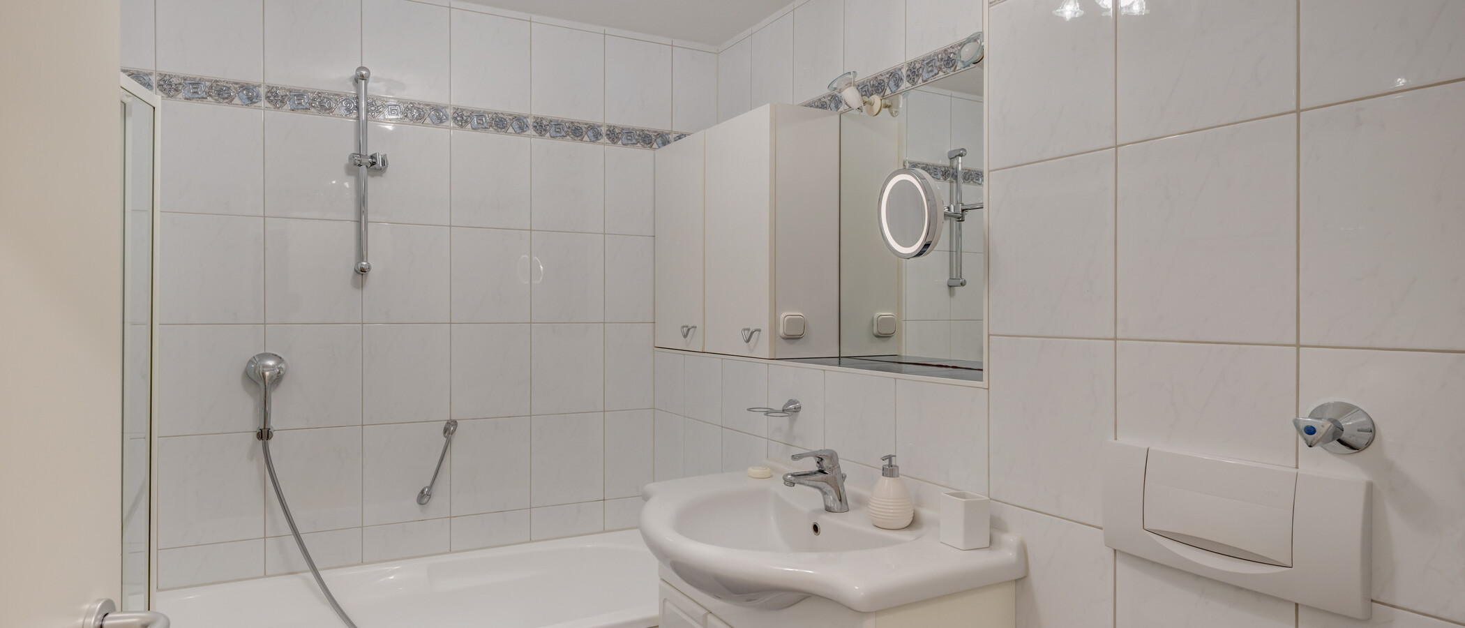 apartamento München Schwabing-West (rund um den Hohenzollernplatz) 01 baño 11568