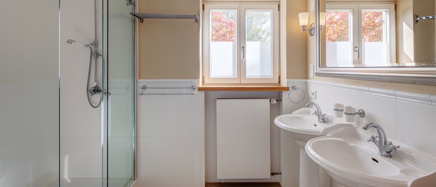 piso con jardín Feldafing 01 baño 11698