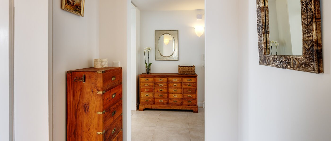 piso con jardín Feldafing 05 pasillo 11698